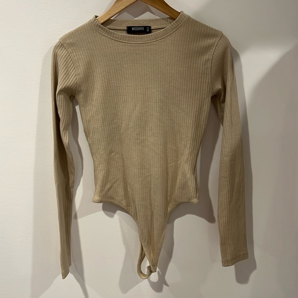 Misguided tan long sleeve bodysuit size 6 - Picture 1 of 5